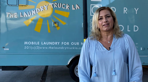 (2020) This Laundry Truck Is Serving The Unhoused In The Spirit Of Community